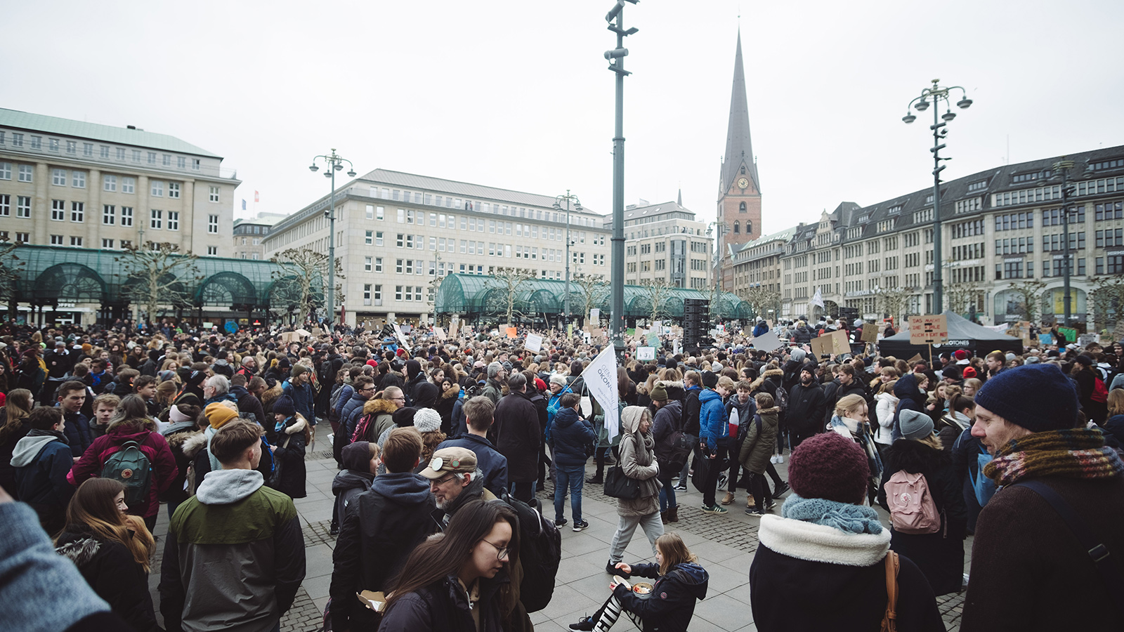 ecosia-joins-climate-strike-march-fridays-for-the-future-greta-thunberg-5